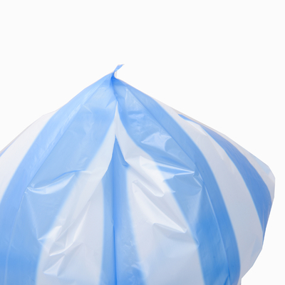 Supermärkte HDPE Ziehseile Schwarz Kunststoff Sicherheits-Quadratische Boden Tasche mit wettbewerbsfähigen