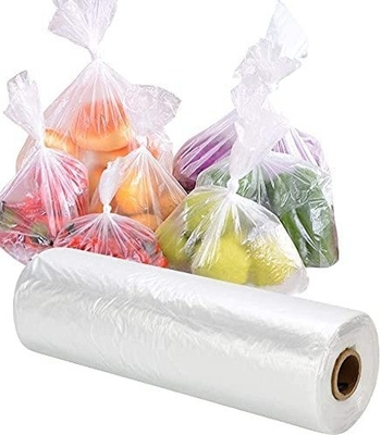 Industriehaushaltsprodukte aus Kunststoff auf einer Rolle für eine bequeme Brotverpackung